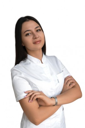 Толстова Алина Олеговна